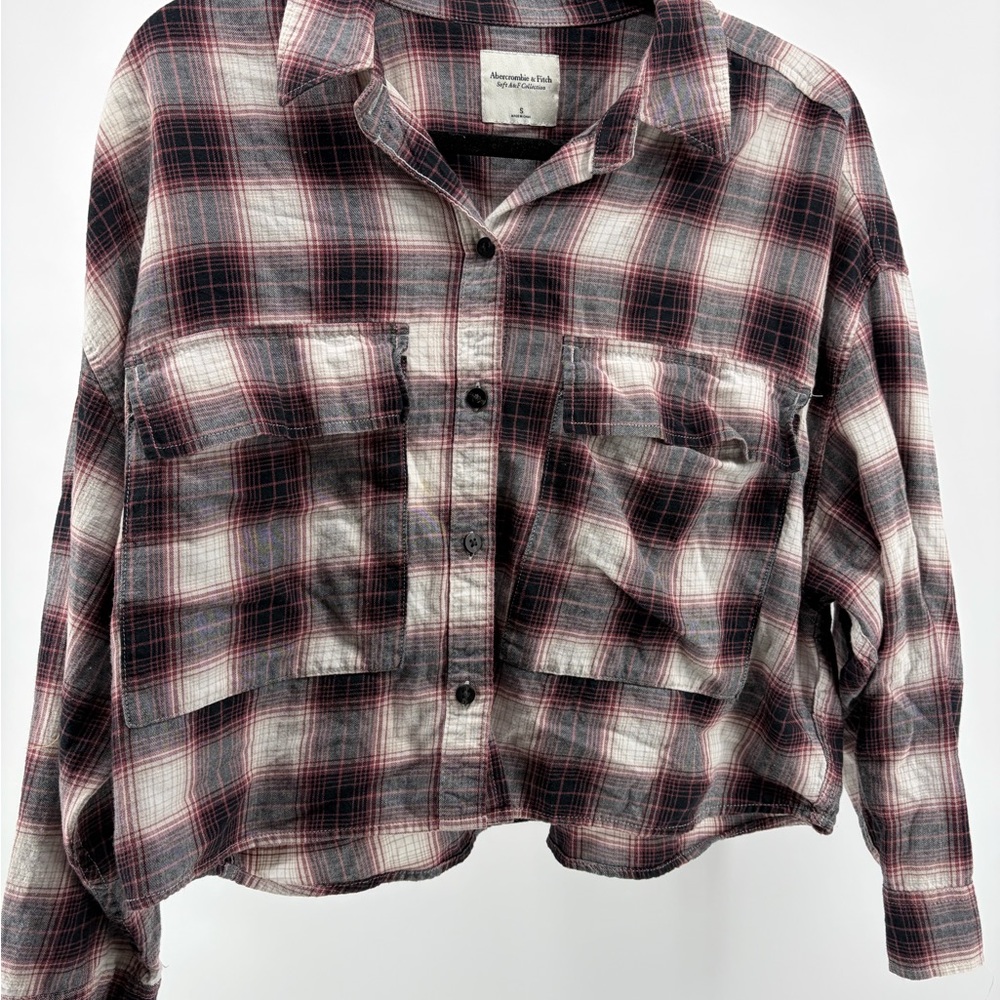 Abercrombie & Fitch Red‎ and Black Plaid Shirt Size Small
